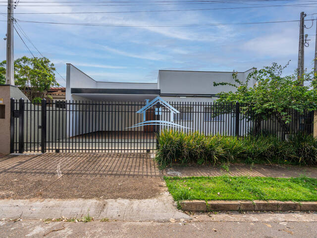 #99 - Casa para Venda em Campinas - SP - 1