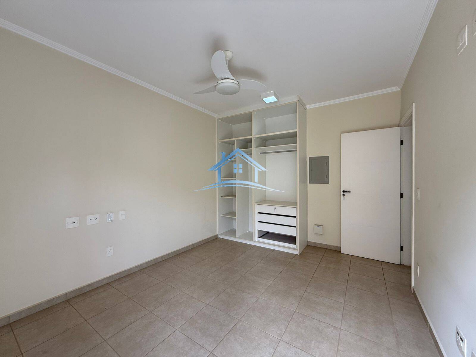 Casa, 4 quartos, 256 m² - Foto 17