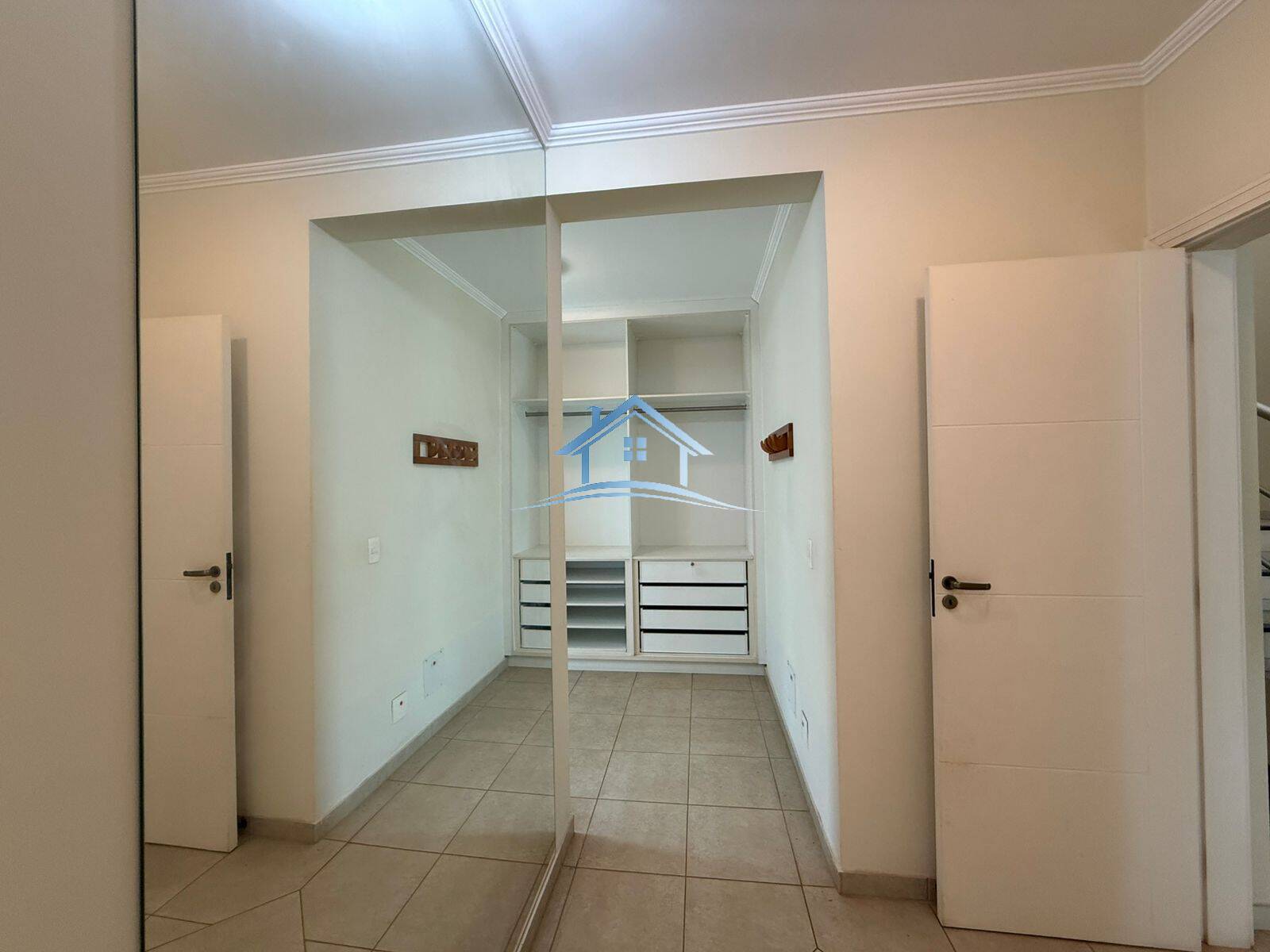 Casa, 4 quartos, 256 m² - Foto 20