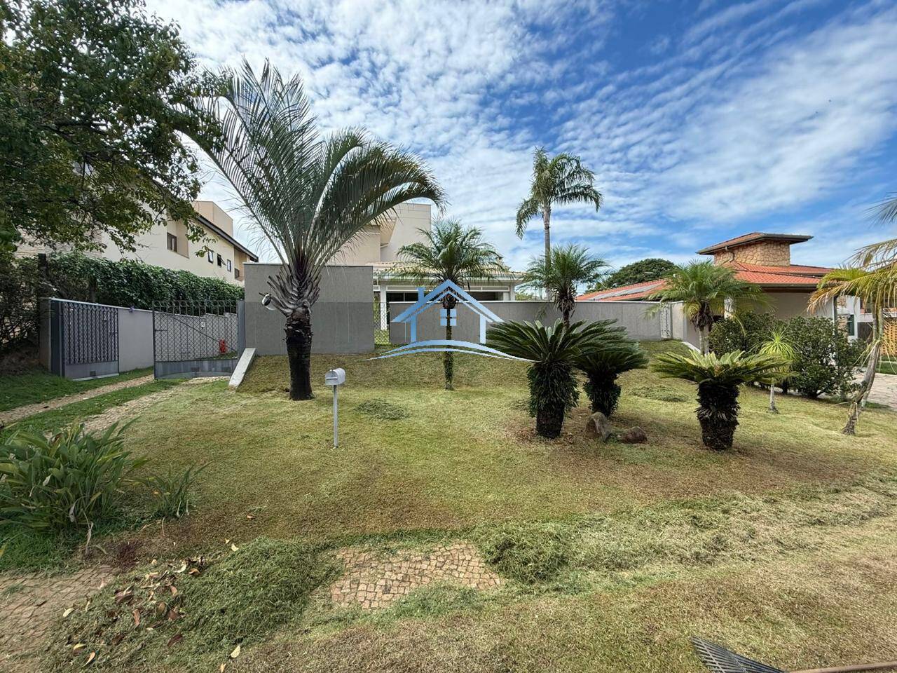 Casa, 4 quartos, 256 m² - Foto 27