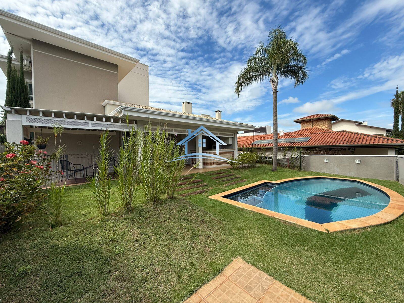 Casa, 4 quartos, 256 m² - Foto 35