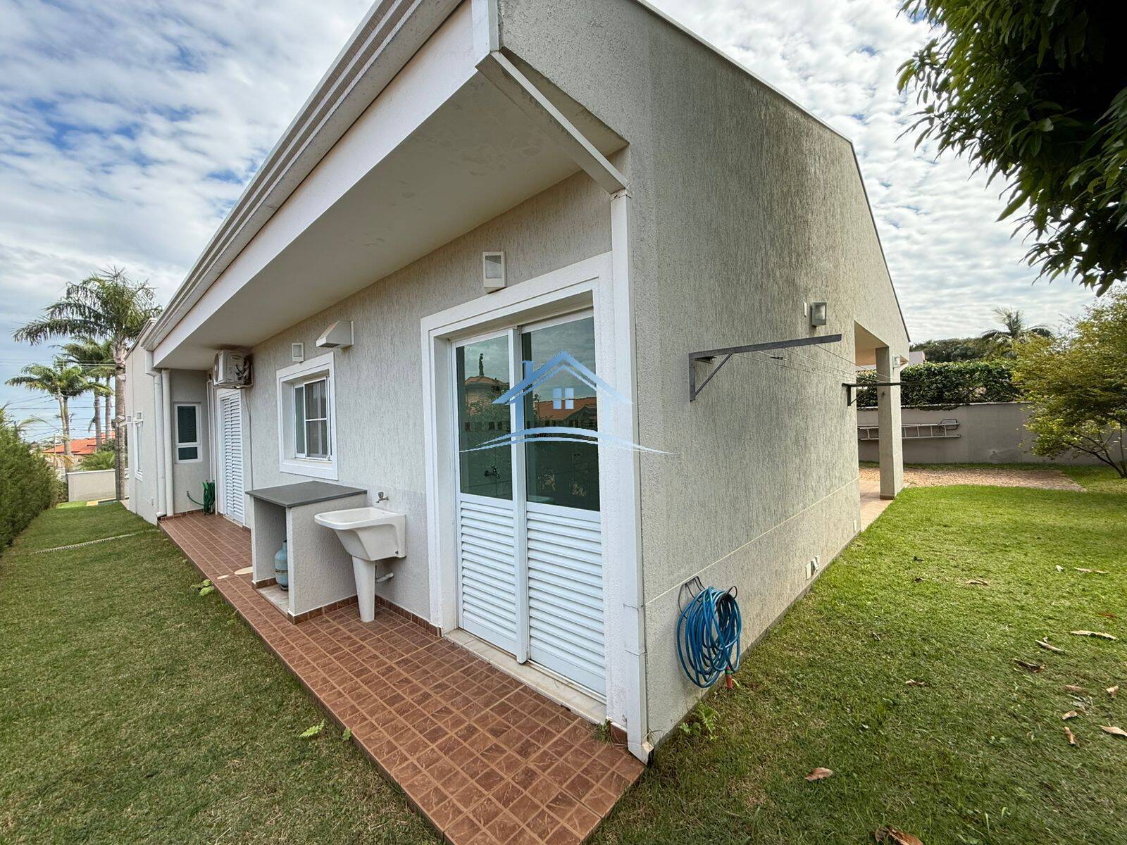 Casa, 4 quartos, 256 m² - Foto 37
