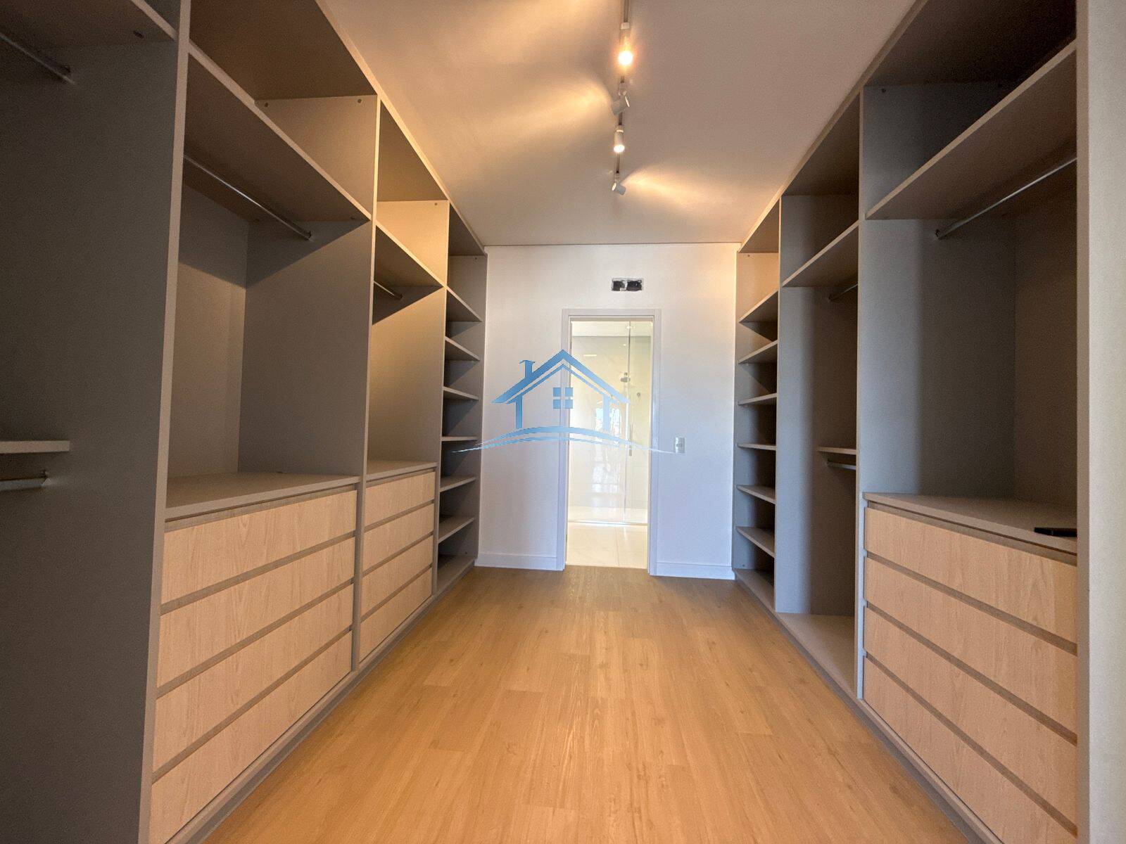 Casa, 4 quartos, 350 m² - Foto 24