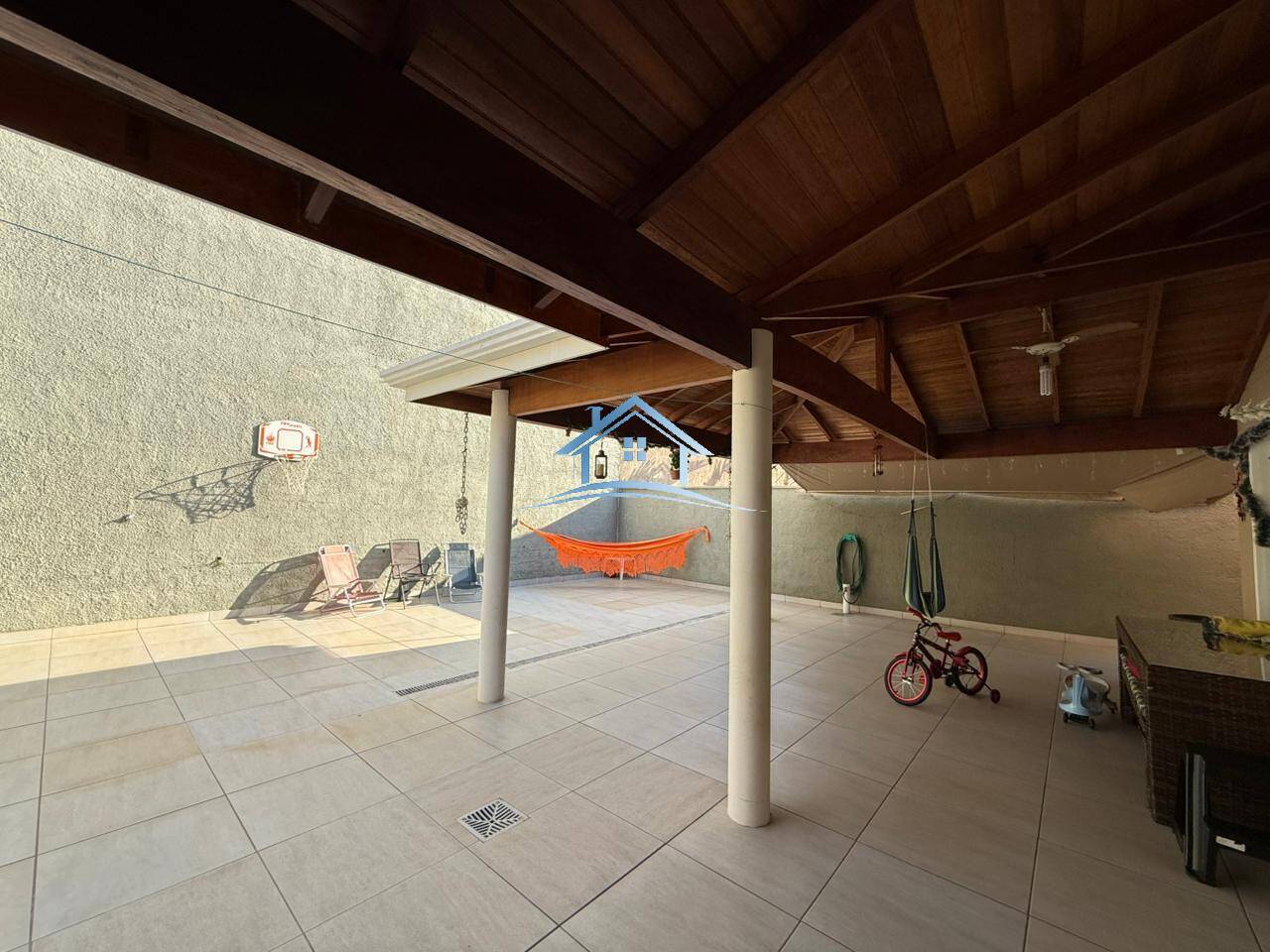 Casa, 4 quartos, 264 m² - Foto 8