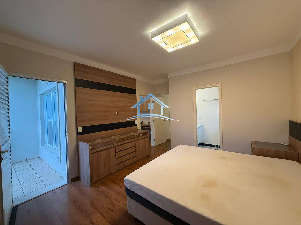 Casa, 3 quartos, 256 m² - Foto 23
