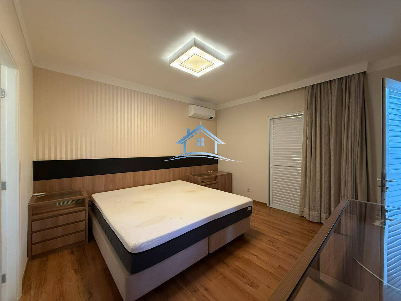 Casa, 3 quartos, 256 m² - Foto 28