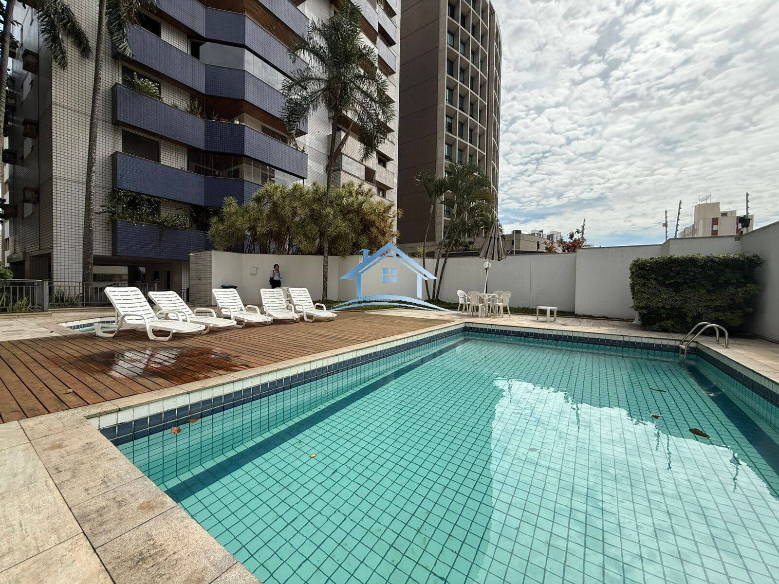 Apartamento, 3 quartos, 160 m² - Foto 2