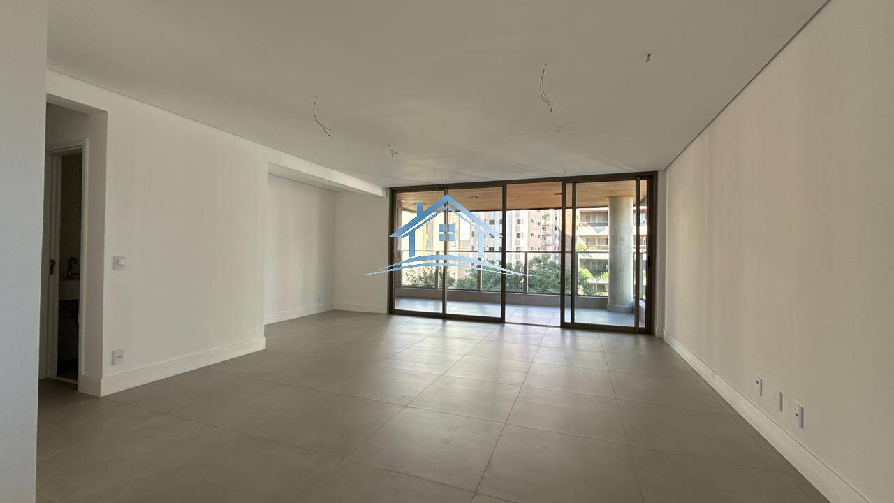 Apartamento, 3 quartos, 154 m² - Foto 3