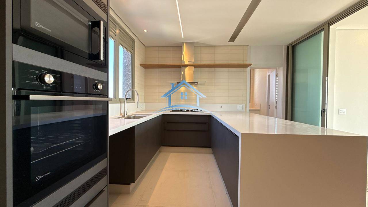 Apartamento, 3 quartos, 257 m² - Foto 8