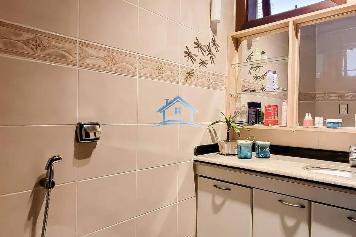 Casa, 4 quartos, 380 m² - Foto 48