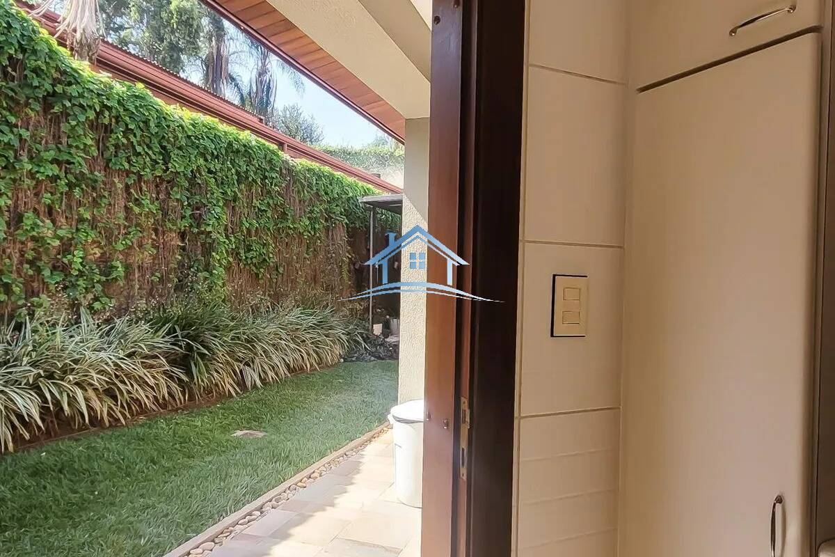 Casa, 4 quartos, 380 m² - Foto 70