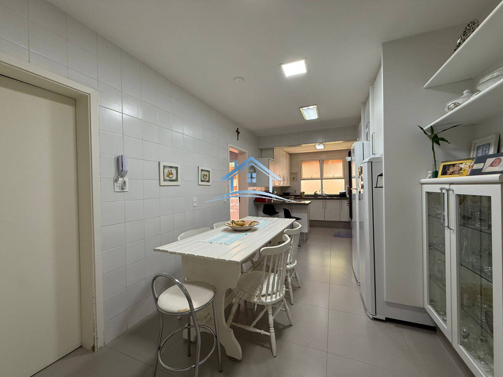 Apartamento, 3 quartos, 259 m² - Foto 12