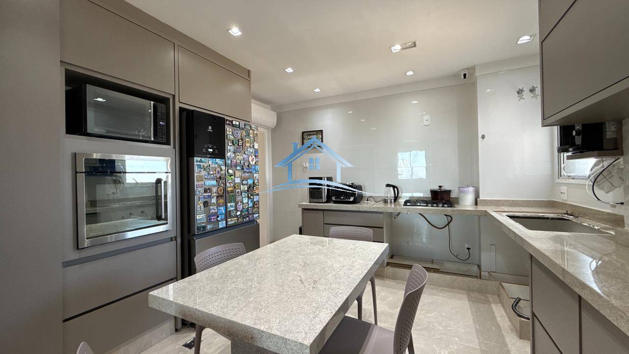 Apartamento, 4 quartos, 215 m² - Foto 11